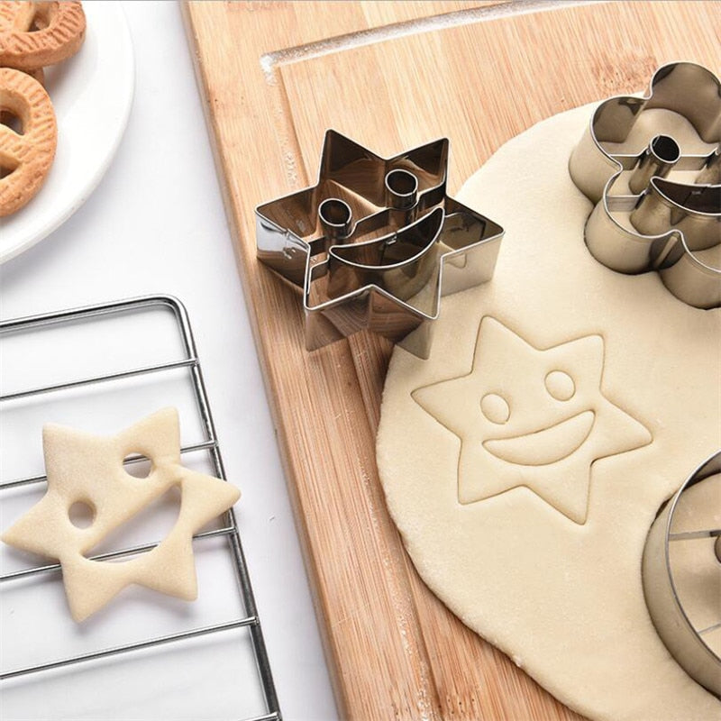 smiley-face-cookie-cutter - Esteem Kitchen