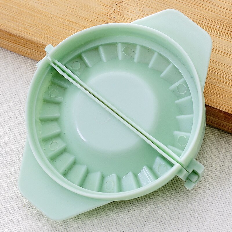 Dumpling-mold-dough-pressing-tool - Esteem Kitchen