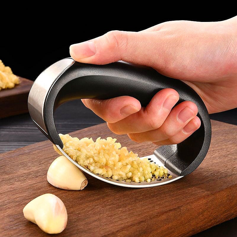 garlic-press-crusher - Esteem Kitchen